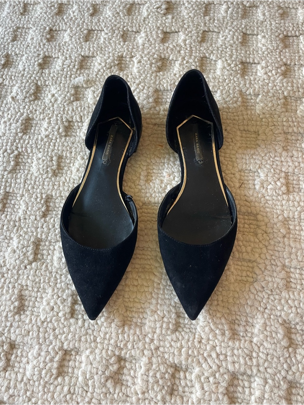 Zara pointed black ballet flats